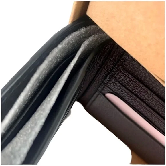 Black - Picture 4 of 6